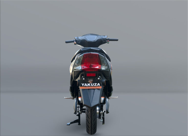Yakuza Electric Scooter: NEU gallery
