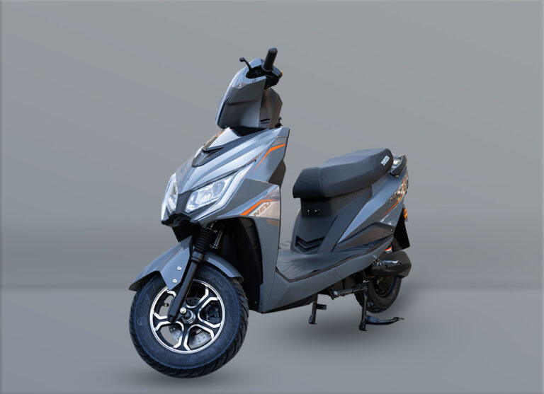 Yakuza Electric Scooter: NEU gallery
